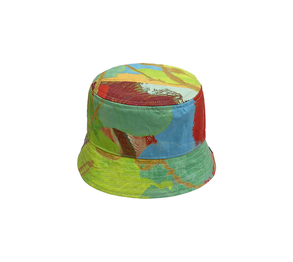 CAPRICORN REVERSIBLE BUCKET HAT